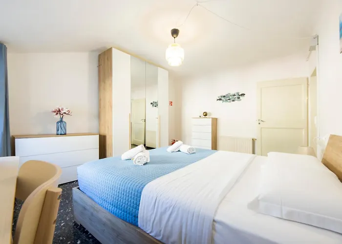 アパート Vincenzo House Free Wi-fi Centro Citta ジェノヴァ